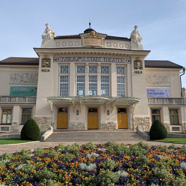 Krimi-Trail Klagenfurt Stadttheater
