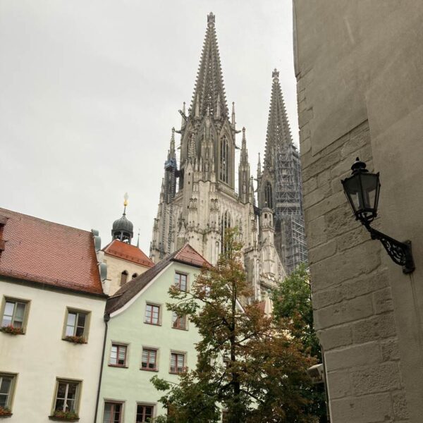 Das Bild zeigt einen Ermittlungsort auf dem Krimi-Trail in Regensburg.