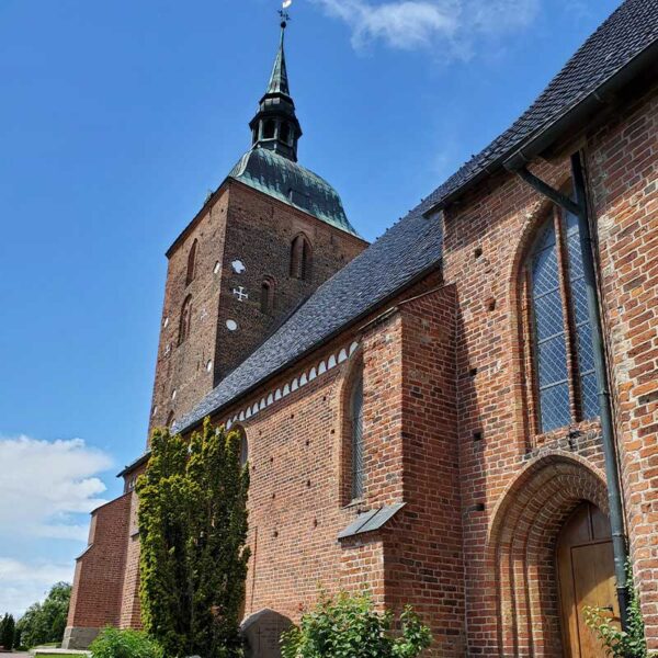 Krimi-Trail Fehmarn-Kirche St. Nikolai Burg